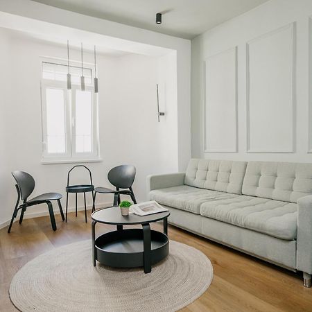 City Center Design Apartments Sarajevo Ngoại thất bức ảnh