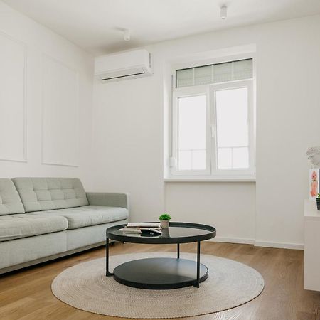 City Center Design Apartments Sarajevo Ngoại thất bức ảnh