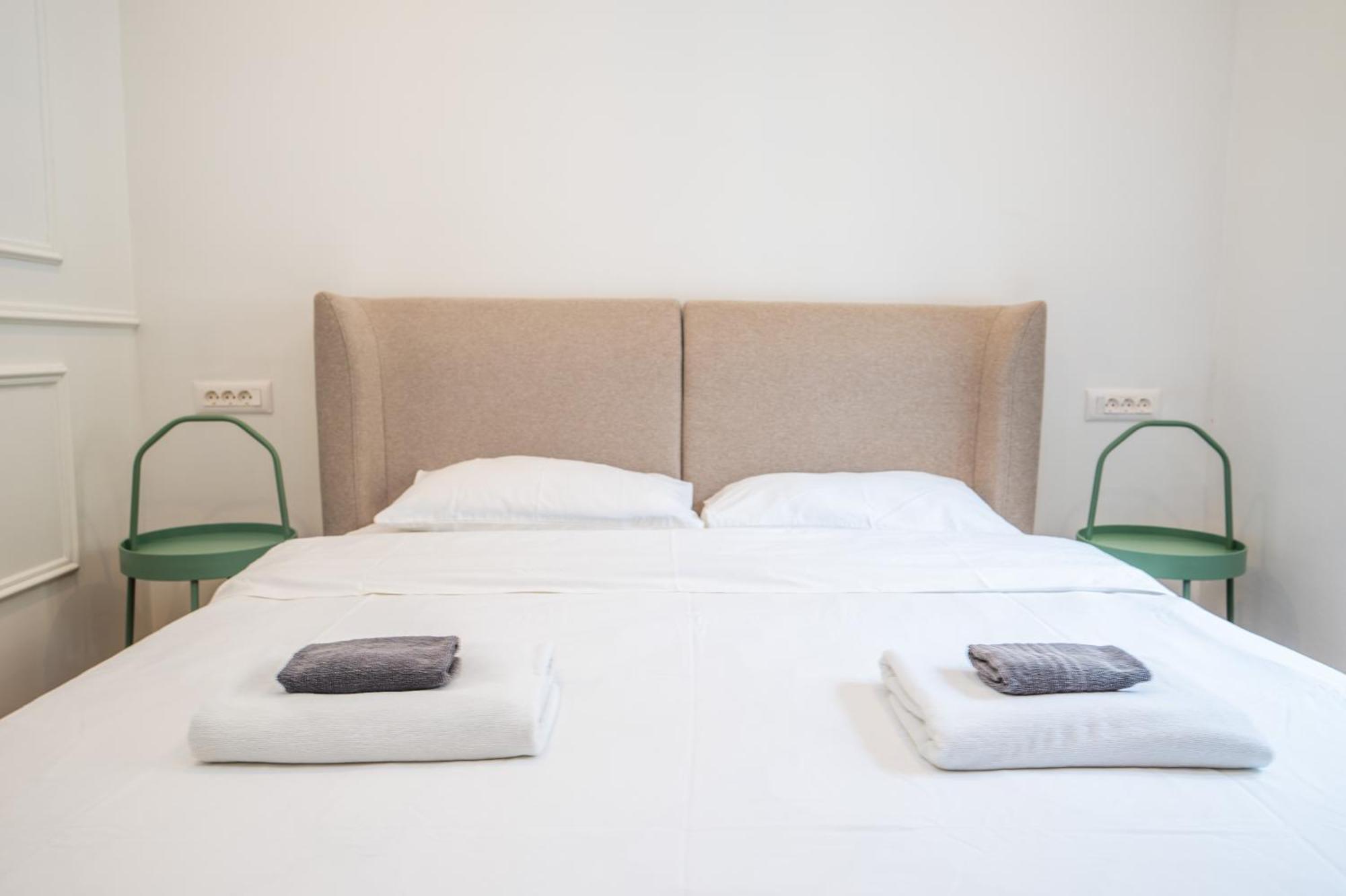 City Center Design Apartments Sarajevo Ngoại thất bức ảnh