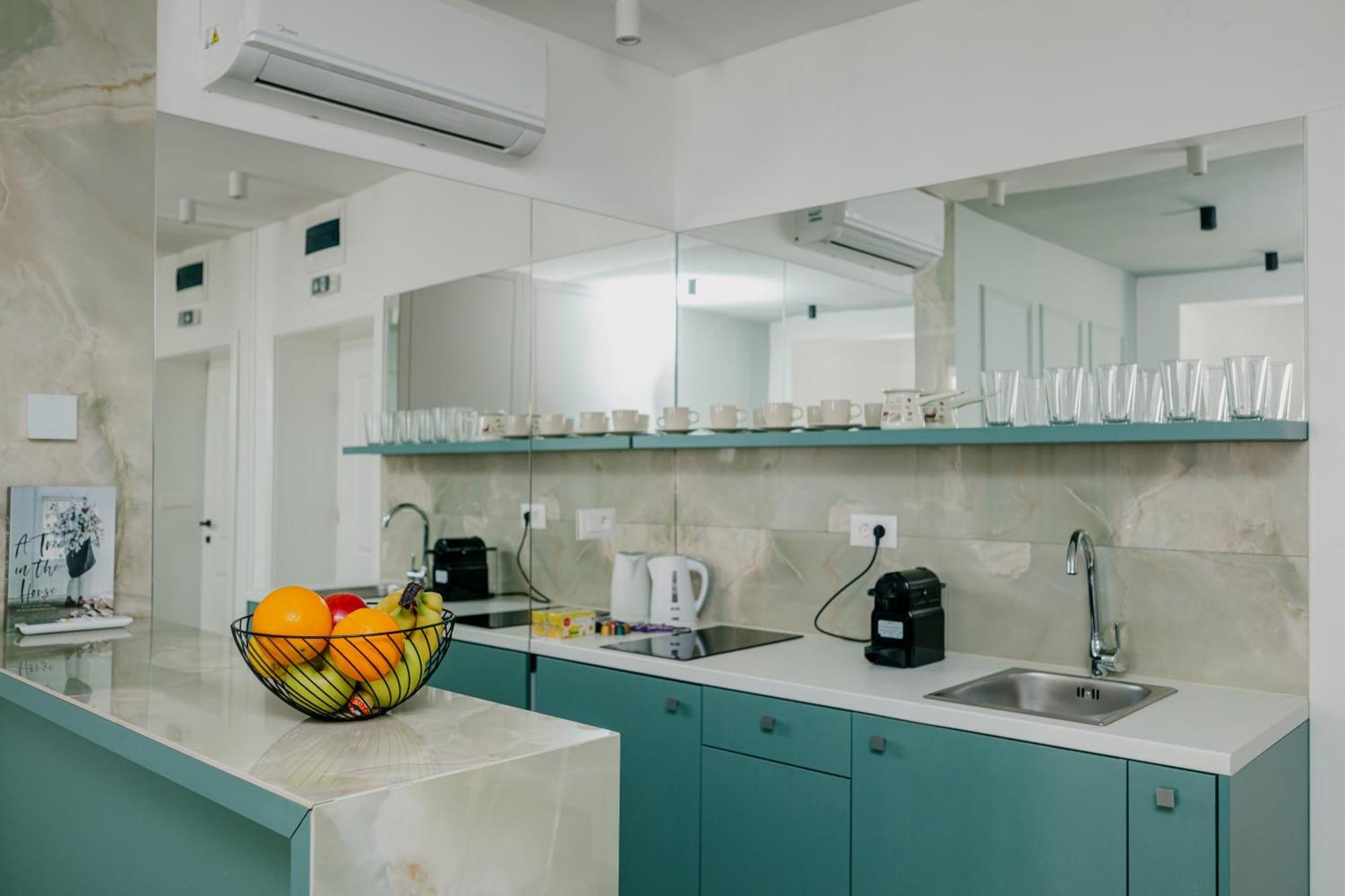 City Center Design Apartments Sarajevo Ngoại thất bức ảnh